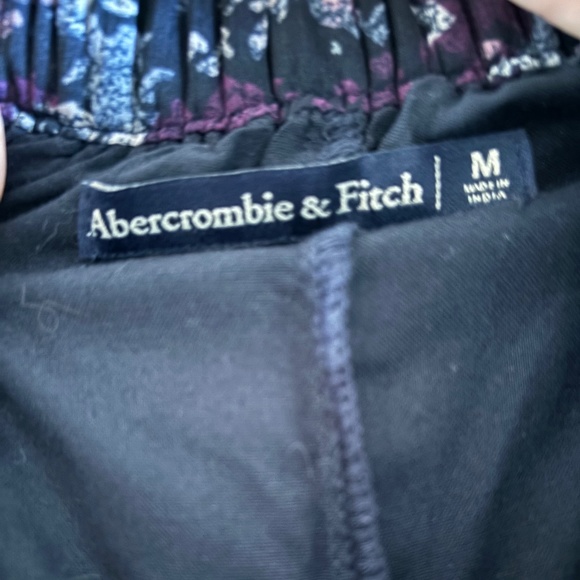 Abercrombie & Fitch short ruffle skirt, purple mixture M - Picture 3 of 6